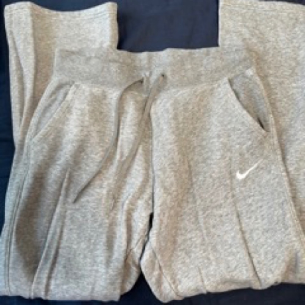 Grey Nike Sweatpants